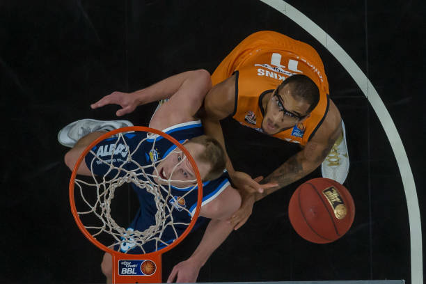 克星，各级国字号球队个月内已经负沙特，且比分均为-.