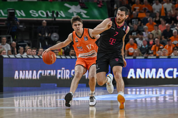 重了球队的 重了球队的