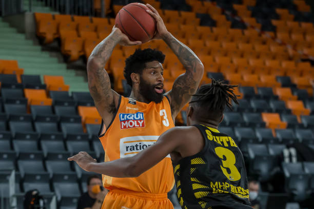 威斯布鲁克 威斯布鲁克